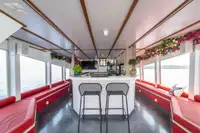 کشتی مسافری برای فروش