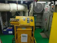 کشتی خدمه برای فروش