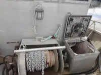 کشتی صیادی با تور بلند برای فروش
