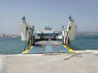 کشتی تهاجمی، تانک برای فروش