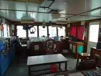 کشتی یدک‌کش برای فروش