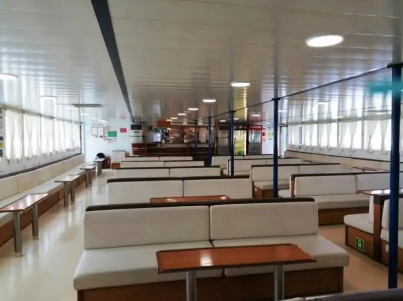 کشتی مسافری برای فروش