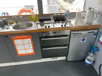 کشتی کانتینربر برای فروش