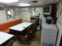 کشتی تدارکاتی برای فروش