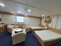 کشتی یخچال‌دار برای فروش