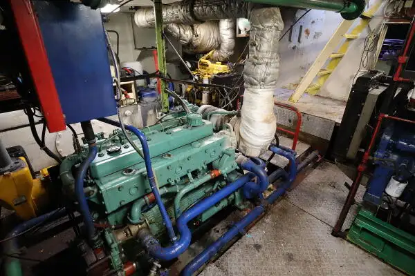 کشتی تریلر برای فروش