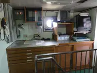 کشتی تدارکاتی برای فروش