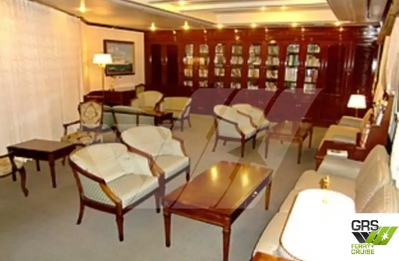 کشتی مسافری برای فروش