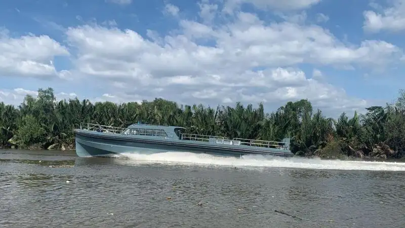 کشتی خدمه برای فروش