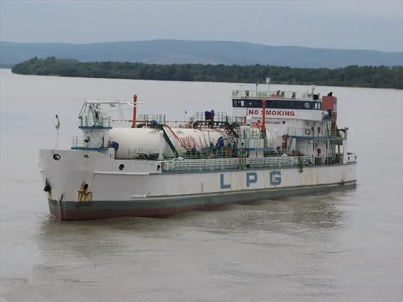 کشتی حمل گاز طبیعی مایع (LNG) برای فروش
