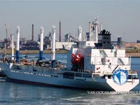 کشتی یخچال‌دار برای فروش