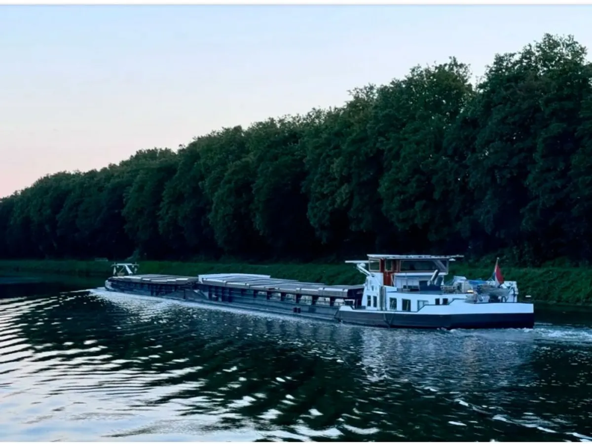 بارژ برای فروش