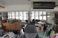 کشتی یدک‌کش برای فروش