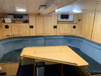 قایق گشتی برای فروش