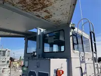 کشتی تهاجمی، تانک برای فروش
