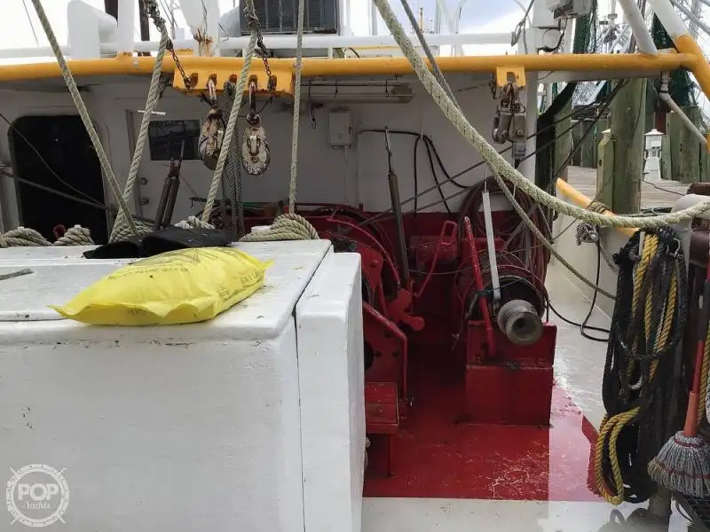 کشتی تریلر برای فروش