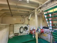 کشتی تدارکاتی برای فروش