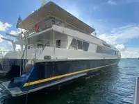 کتاماران برای فروش