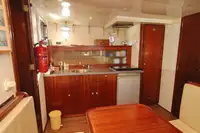 قایق گشتی برای فروش