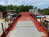 کشتی تهاجمی، تانک برای فروش