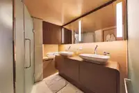 کشتی مسافری برای فروش