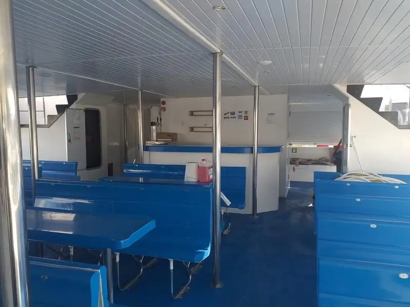 کشتی مسافری برای فروش