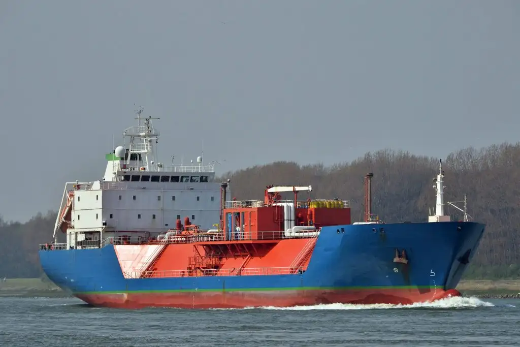 کشتی حمل گاز طبیعی مایع (LNG) برای فروش