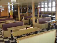 کشتی تهاجمی، تانک برای فروش