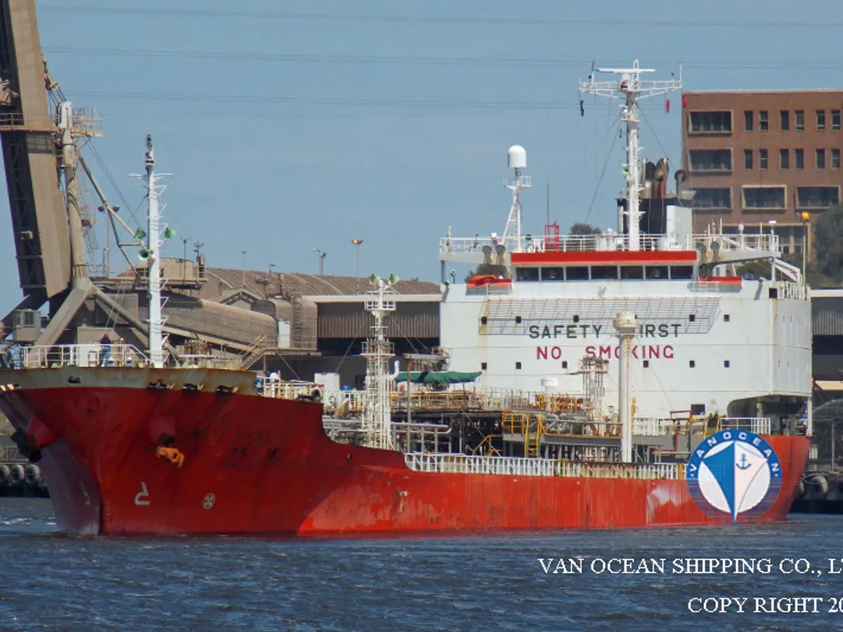تانکر نفت/مواد شیمیایی برای فروش