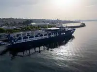 کشتی مسافربری برای فروش