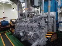 کشتی یدک‌کش برای فروش