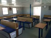 کشتی تهاجمی، تانک برای فروش