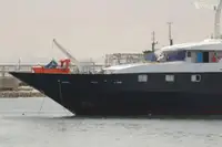 کشتی مسافری برای فروش