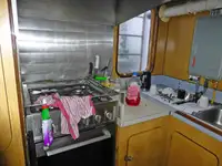 کشتی صیادی با تور بلند برای فروش