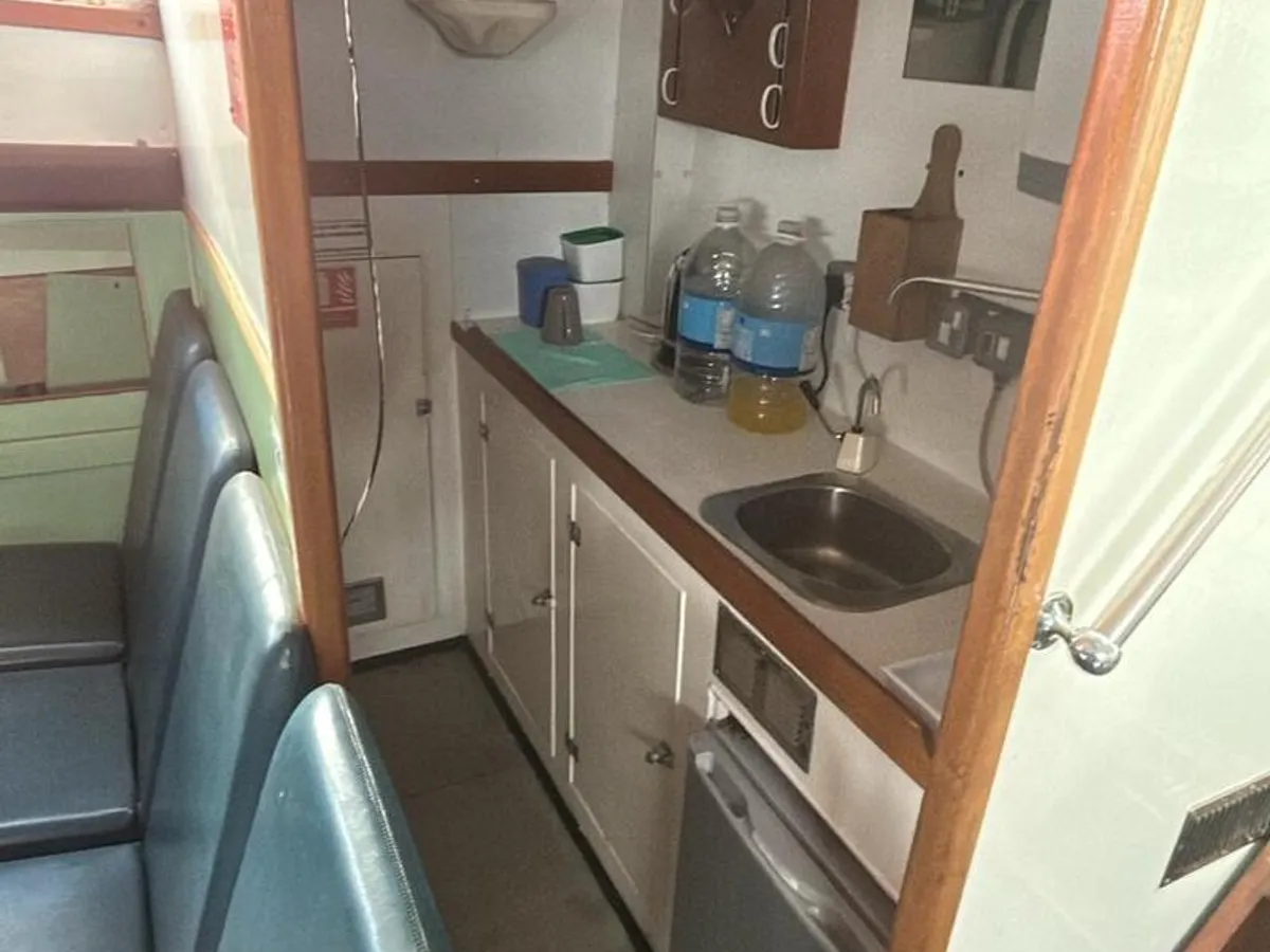 کشتی مسافری برای فروش