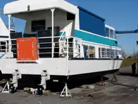 کشتی مسافری برای فروش