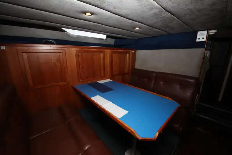 قایق گشتی برای فروش