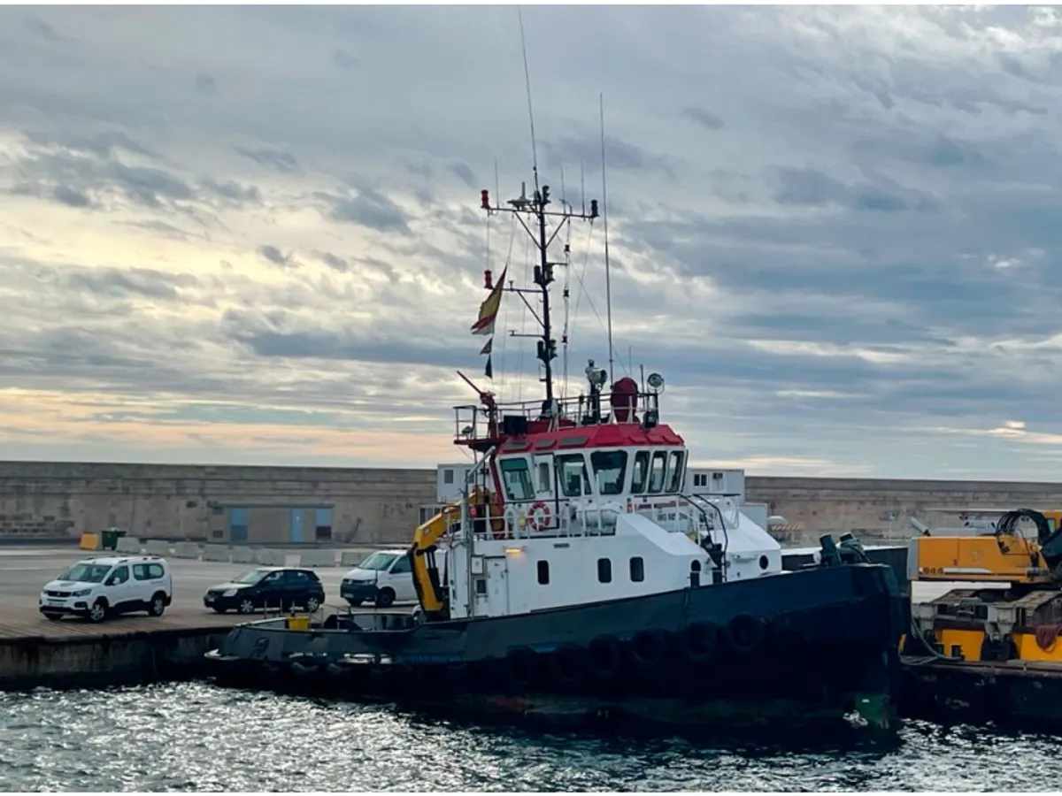 کشتی یدککش برای فروش
