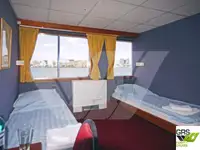 کشتی مسافری برای فروش