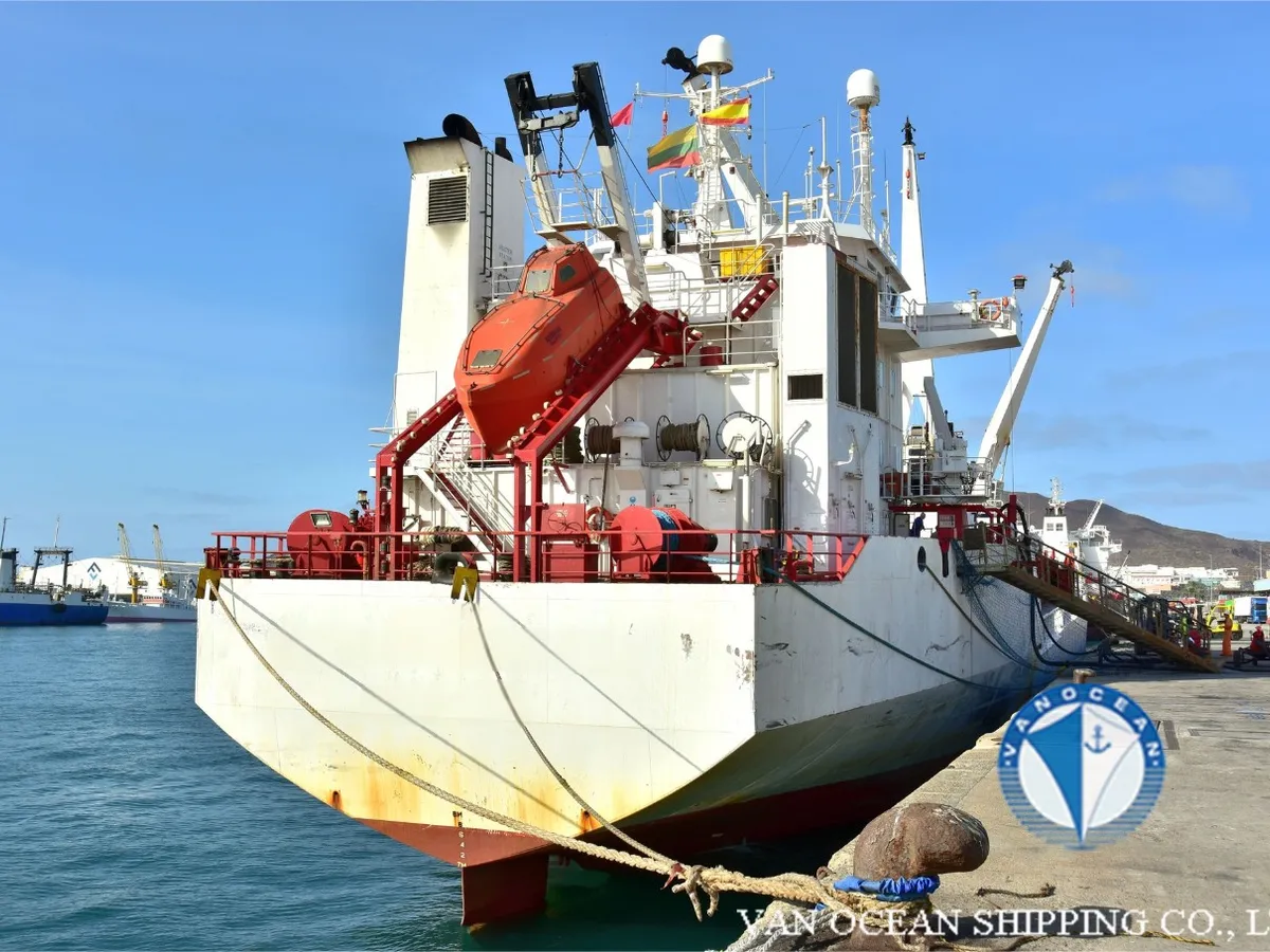 کشتی یخچالدار برای فروش