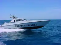 قایق گشتی برای فروش