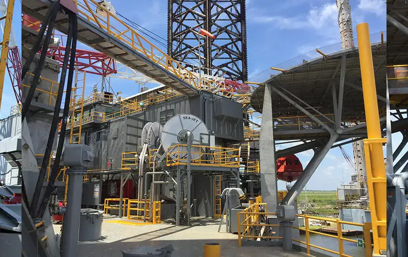 کشتی حمل گاز طبیعی مایع (LNG) برای فروش