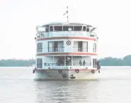 کشتی مسافری برای فروش