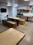 کشتی تدارکاتی برای فروش