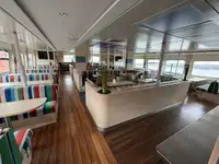 کشتی مسافری برای فروش