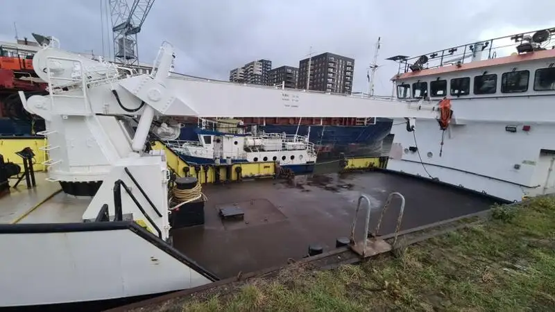 کشتی عرضه برای فروش