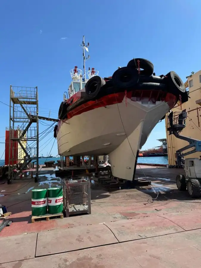 قایق یدک کش برای فروش