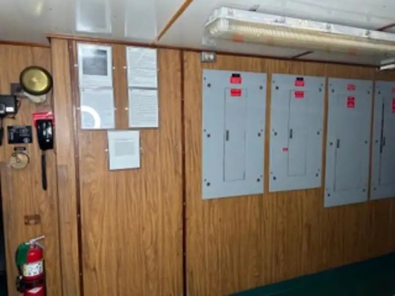 قایق یدک کش برای فروش