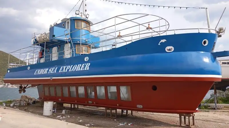 زیردریایی برای فروش