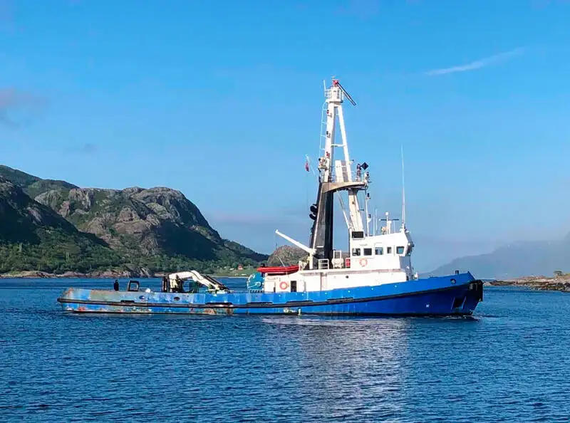 قایق یدک کش برای فروش